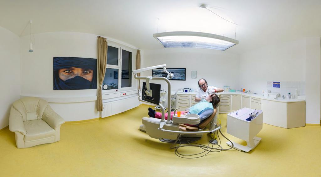 Panorama vom Behandlungsraum von DDr. Jiri Proch in Tulln an der Donau